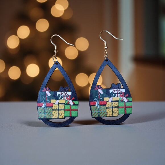 Women’s Teardrop Shaped Wooden Earrings, Lightweight, Christmas, Presents - Picture 4 of 6